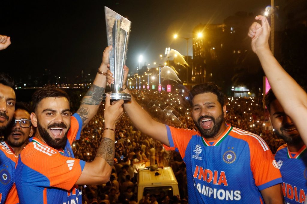 Team India, World Cup Trophy, Warm Welcome, Delhi Mumbai, T20 World Cup, BCCI, Rohit Sharma, Virat Kohli, Hardik Pandya, Jasprit Bumrah, 