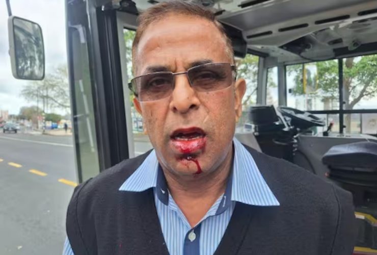 Auckland bus driver, Attack on bus driver, Auckland transport bus, New Zealand crime,