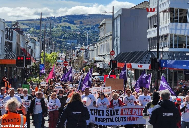 New Dunedin Hospital, Hospital Budget, People Protest, Dunedin, Cost Cutting,