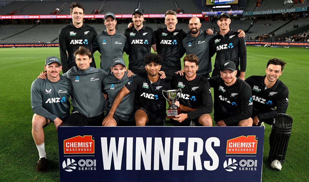 Blackcaps, Champions Trophy, Pakistan, Ben Sears, Mitchell Santner,