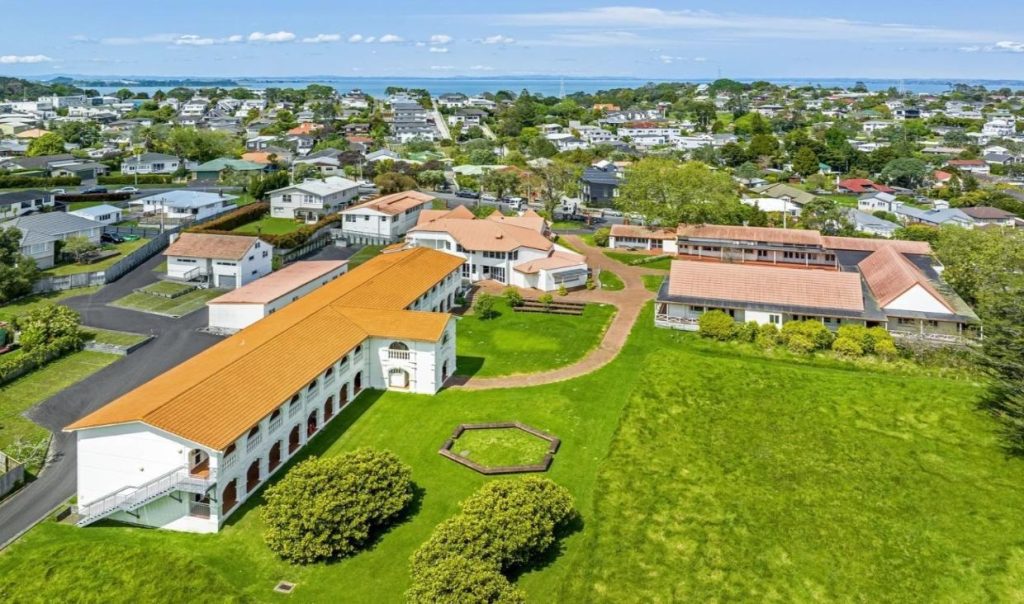 Al Madinah Islamic School, Auckland International Campus, Blockhouse Bay,