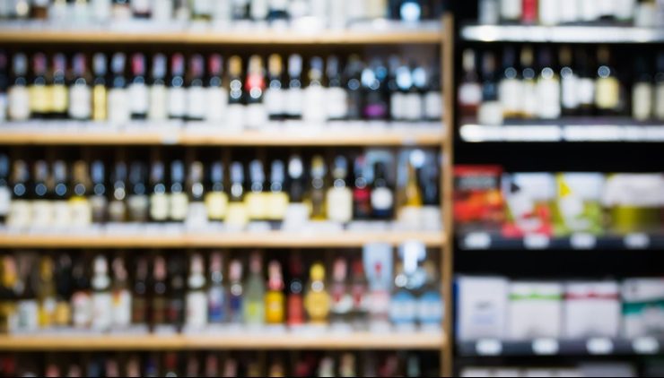Liquor store license, Alcohol sale to minor, Auckland Council, Auckland,