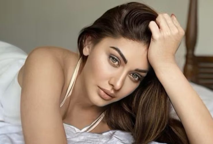 Shefali Jariwala, Actress Model, Kaanta Laga girl, Cardiac Arrest,